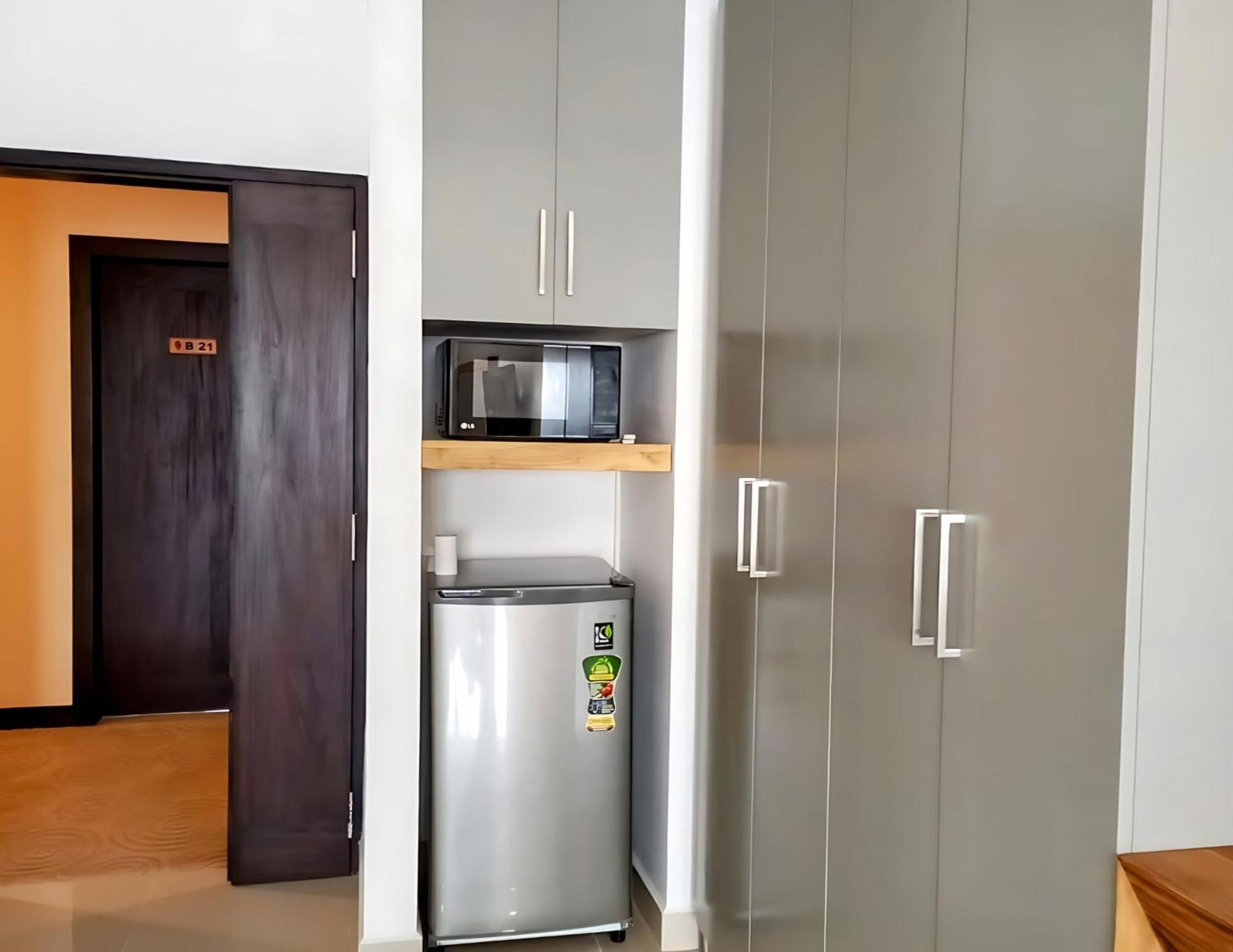 Negombo Ocean Breeze - Bliss On The Beach Luxury Apartments By Serendib Vacation エクステリア 写真