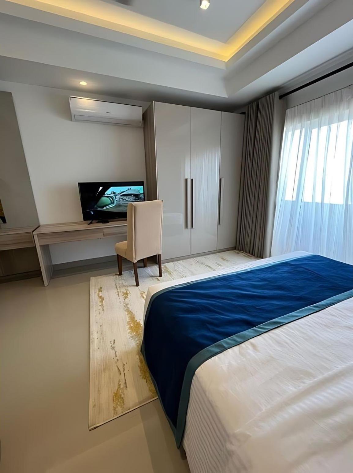 Negombo Ocean Breeze - Bliss On The Beach Luxury Apartments By Serendib Vacation エクステリア 写真