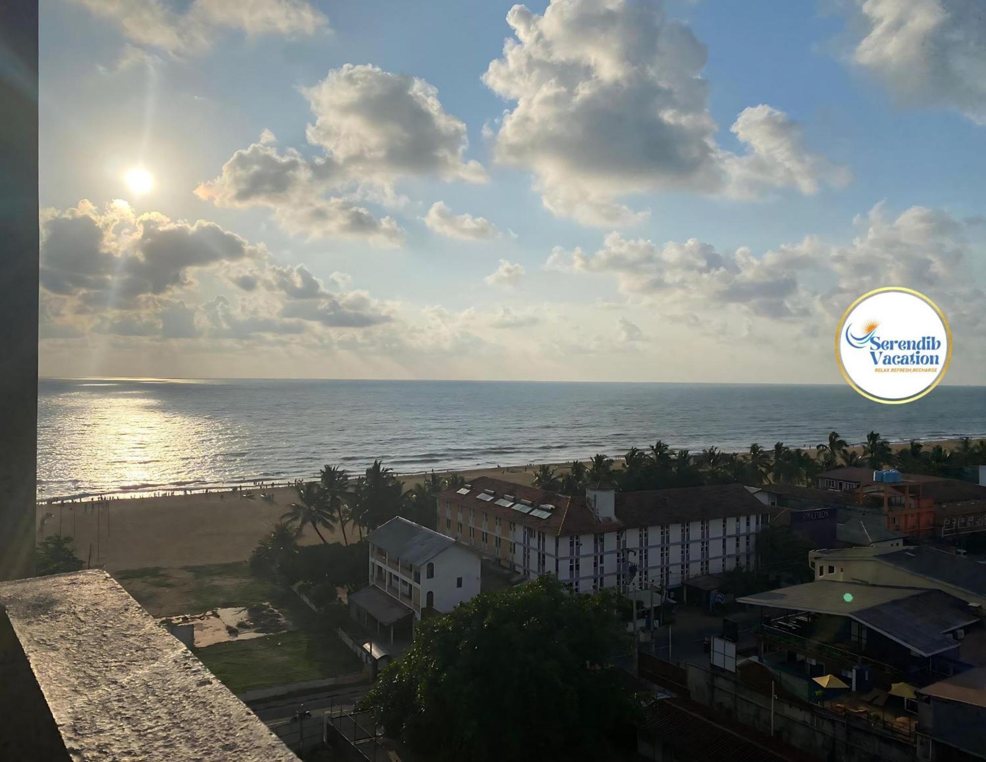 Negombo Ocean Breeze - Bliss On The Beach Luxury Apartments By Serendib Vacation エクステリア 写真