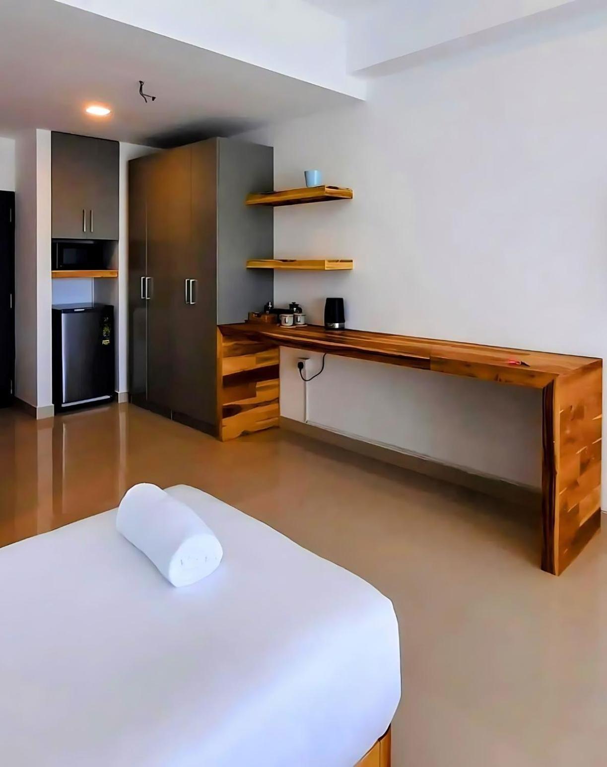 Negombo Ocean Breeze - Bliss On The Beach Luxury Apartments By Serendib Vacation エクステリア 写真