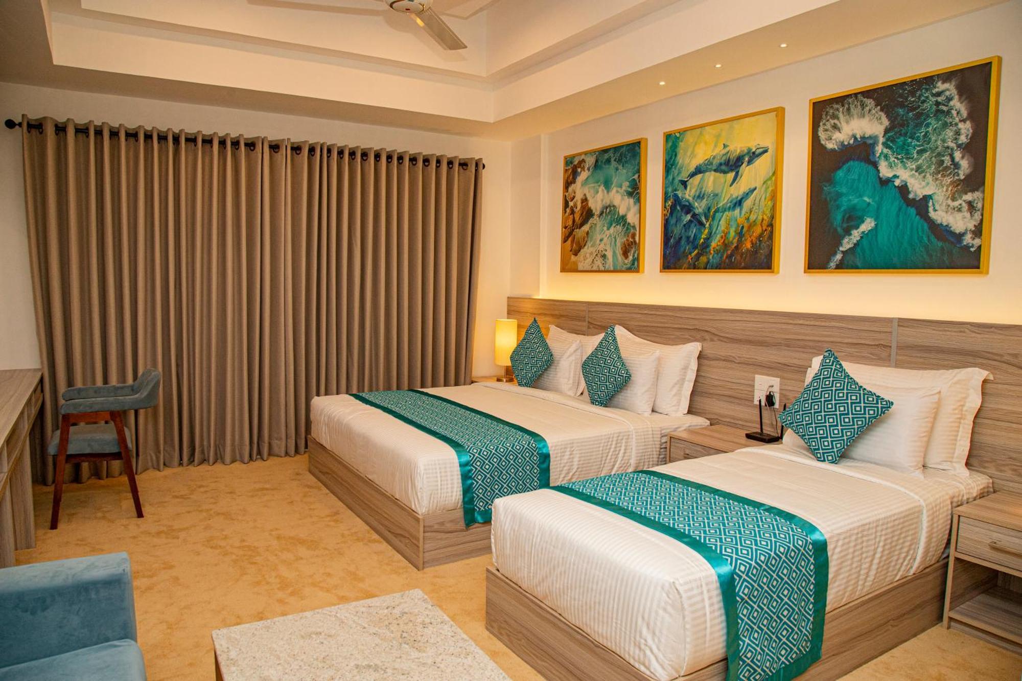 Negombo Ocean Breeze - Bliss On The Beach Luxury Apartments By Serendib Vacation エクステリア 写真