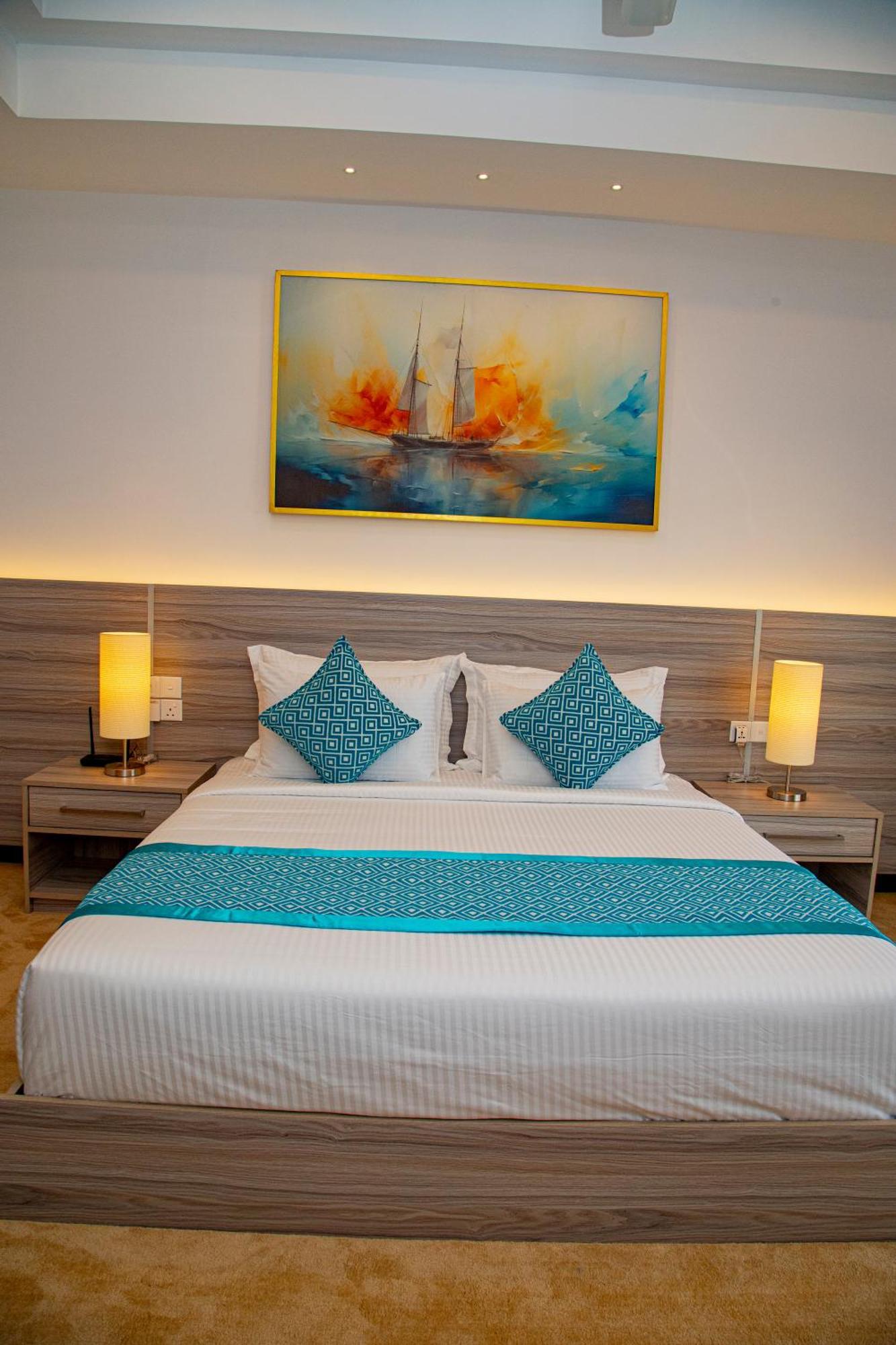 Negombo Ocean Breeze - Bliss On The Beach Luxury Apartments By Serendib Vacation エクステリア 写真
