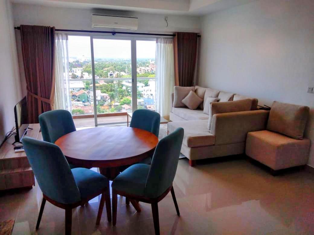 Negombo Ocean Breeze - Bliss On The Beach Luxury Apartments By Serendib Vacation エクステリア 写真