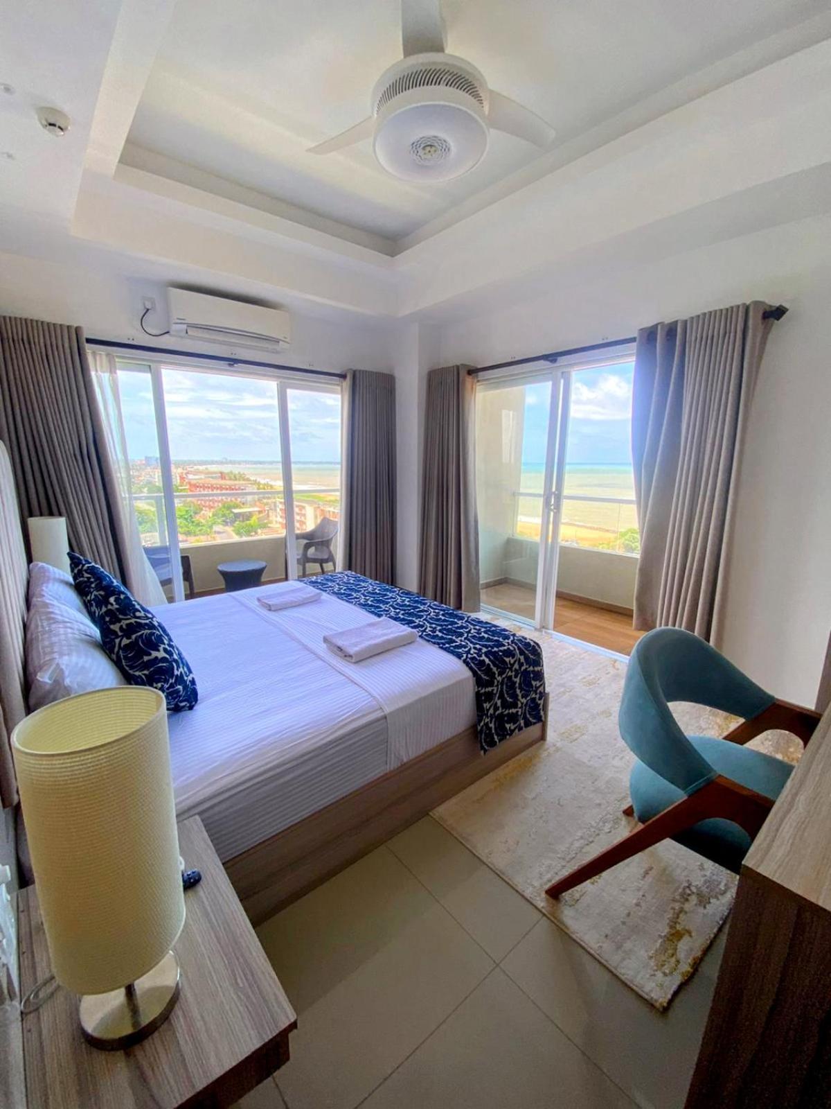 Negombo Ocean Breeze - Bliss On The Beach Luxury Apartments By Serendib Vacation エクステリア 写真
