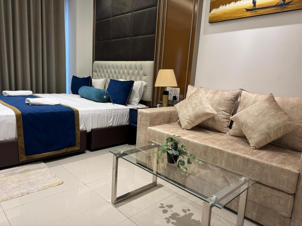 Negombo Ocean Breeze - Bliss On The Beach Luxury Apartments By Serendib Vacation エクステリア 写真